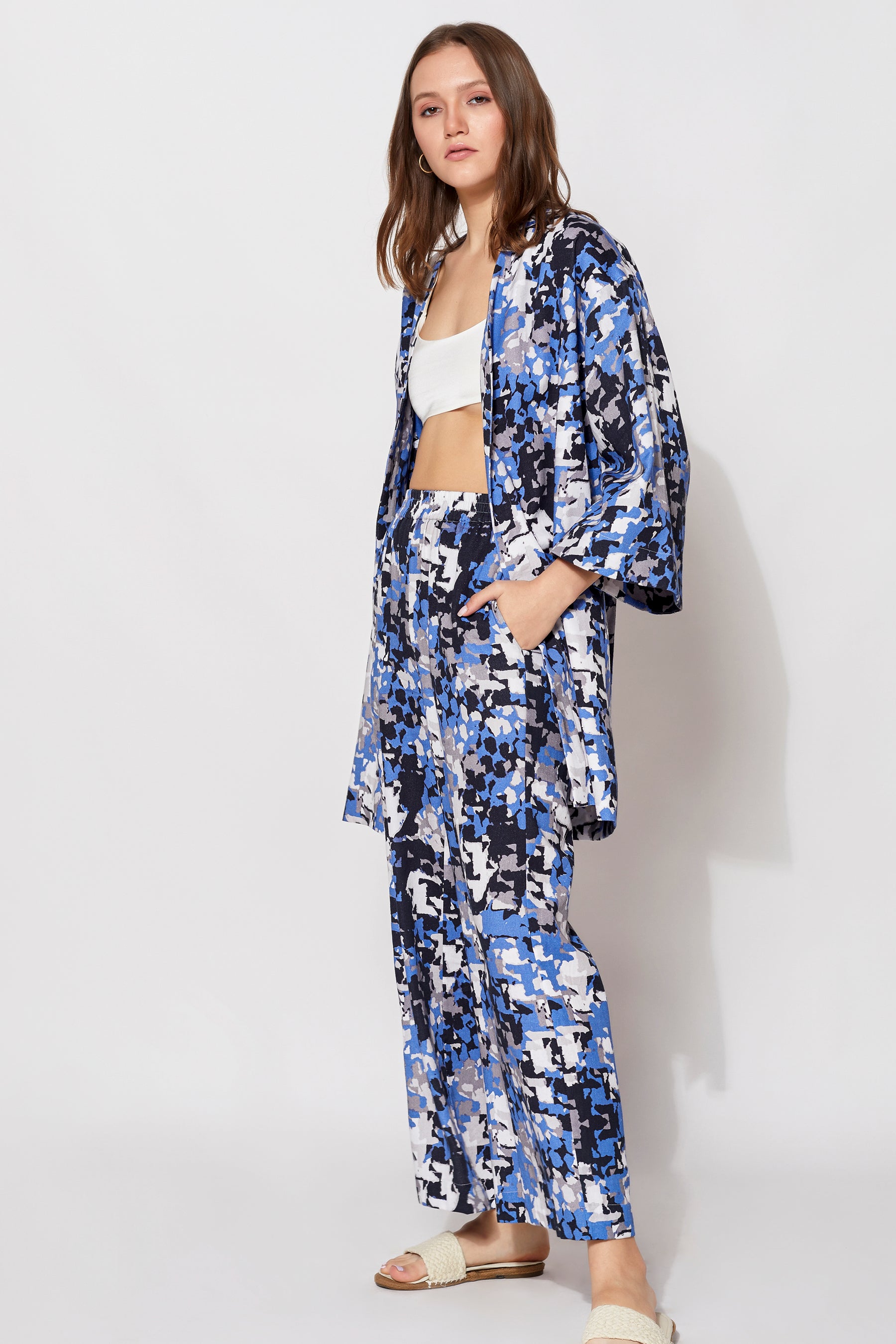  Printed Oasis Kimono Top